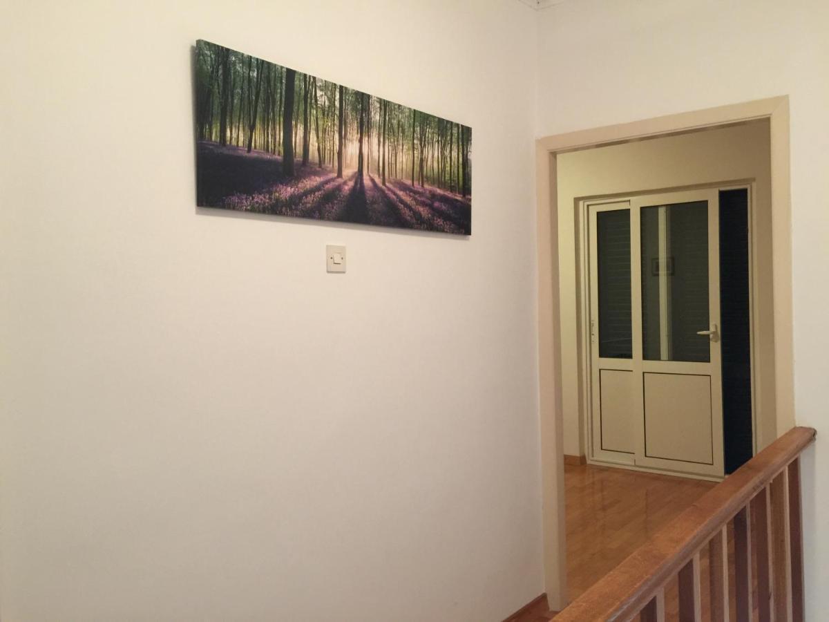 Holiday Home Olea プナト エクステリア 写真